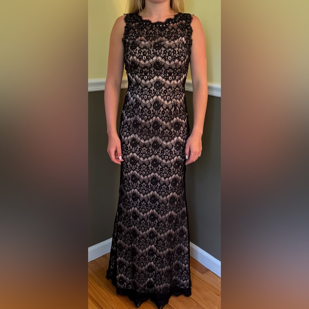 Chic Black Lace Dress